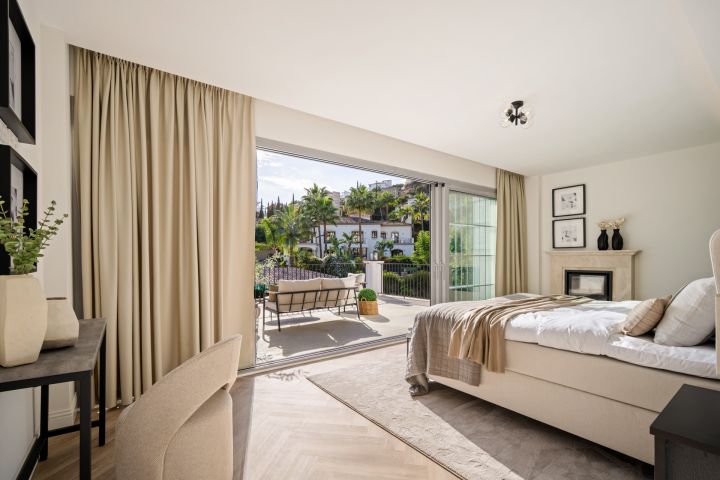 Los Arqueros 36 - Elegant Villa in Prime Location