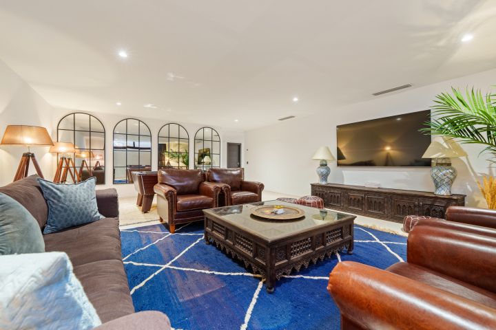 Los Olivos 16 - Fascinating Villa in Prime Location