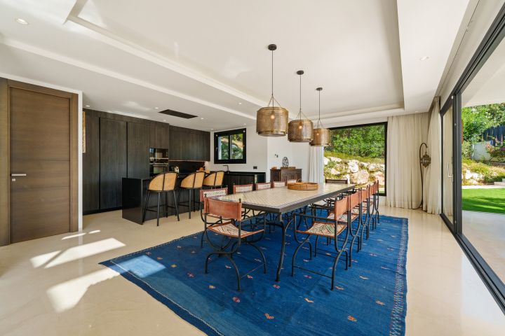 Los Olivos 16 - Fascinating Villa in Prime Location
