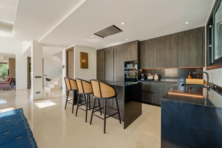 Los Olivos 16 - Fascinating Villa in Prime Location