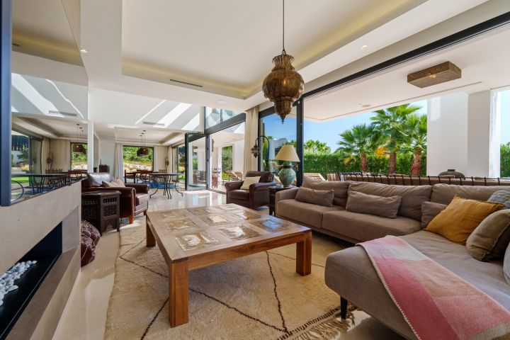 Los Olivos 16 - Fascinating Villa in Prime Location