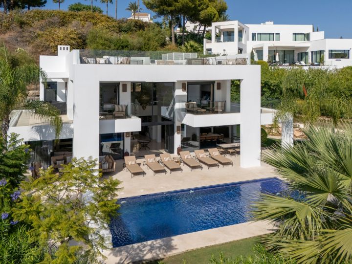 Los Olivos 16 - Fascinating Villa in Prime Location