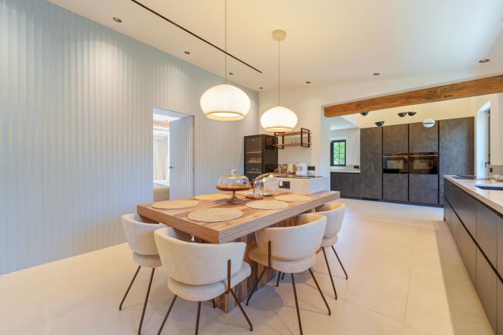 Villa Beach Life - Stunning Home in Puerto Banús