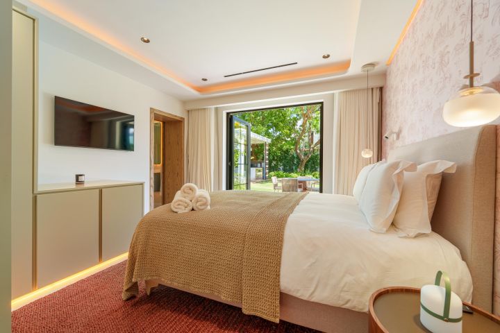 Villa Beach Life - Stunning Home in Puerto Banús