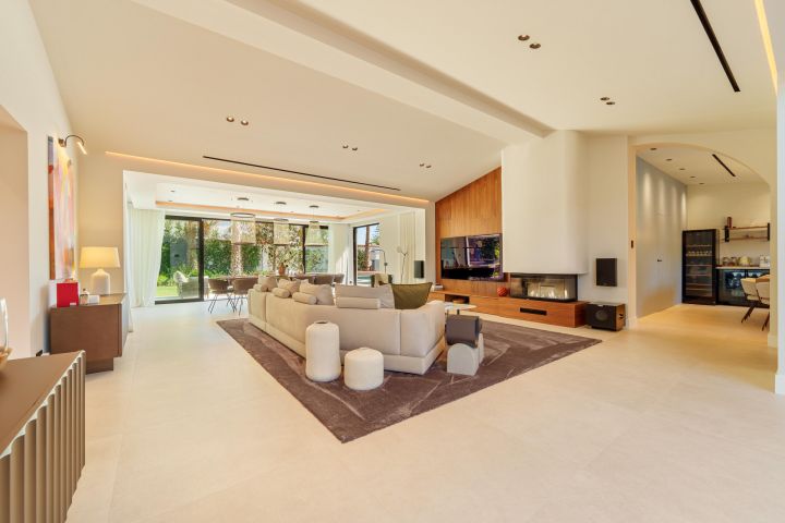 Villa Beach Life - Stunning Home in Puerto Banús