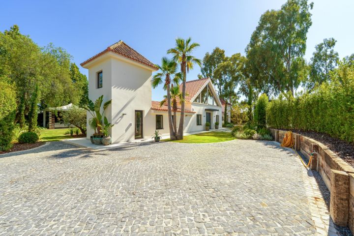 Villa Beach Life - Stunning Home in Puerto Banús