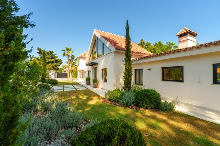 Villa Beach Life - Stunning Home in Puerto Banús