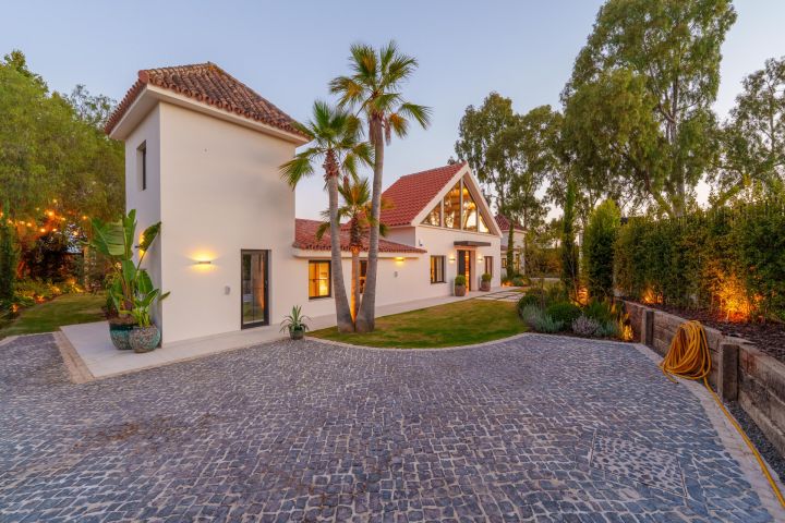 Villa Beach Life - Stunning Home in Puerto Banús