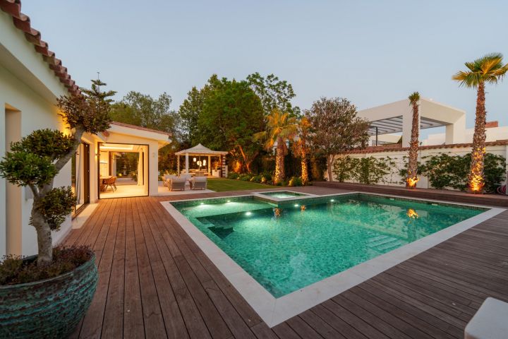 Villa Beach Life - Stunning Home in Puerto Banús