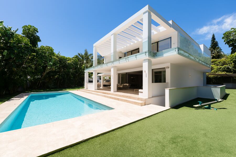 Herrojo 110 - Fascinante villa a pocos minutos del campo de golf