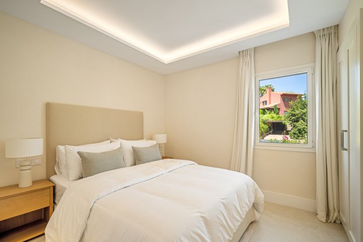 Mirador 4 - Stunning Townhouse with Private Garden