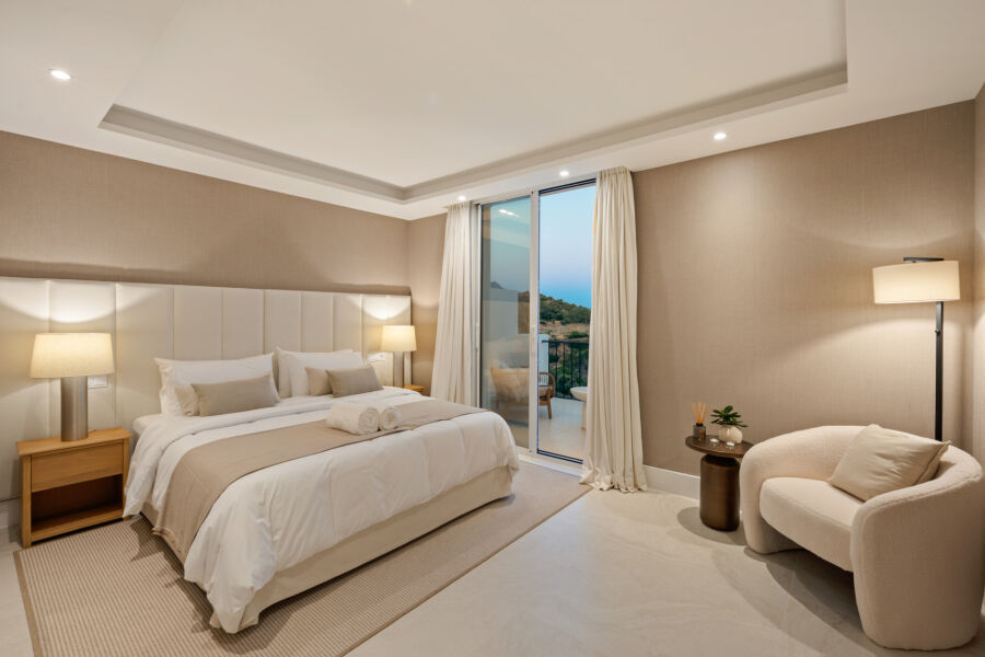 Mirador 4 - Impresionante casa adosada con jardín privado