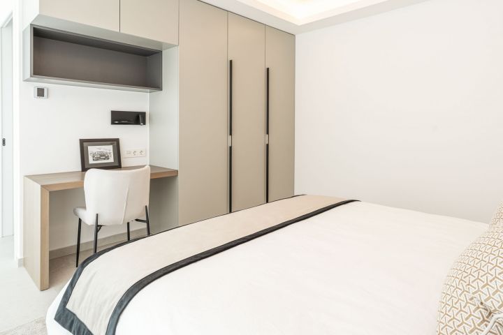 Villa Atenas - Villa Familiar con Estilo en Nueva Andalucía