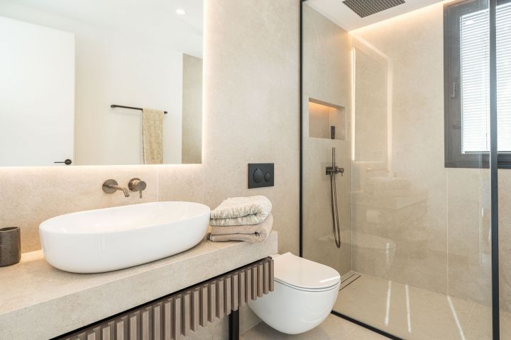 Villa Atenas - Villa Familiar con Estilo en Nueva Andalucía