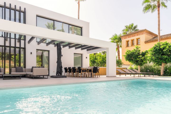 Villa Atenas - Villa Familiar con Estilo en Nueva Andalucía