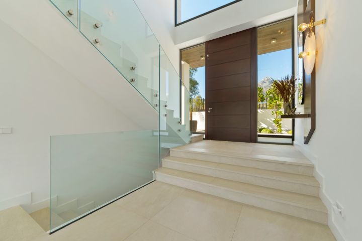 Villa Romano - Sophisticated Property in Altos de Puente Romano
