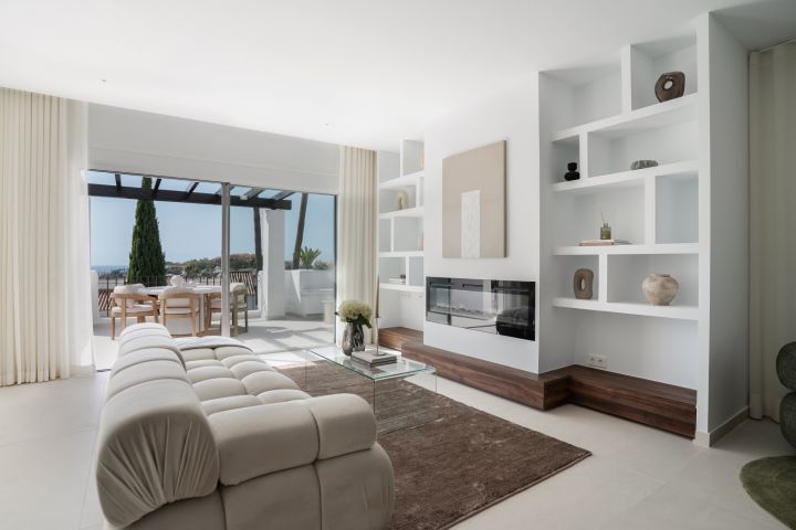 Casa Palmera - Incredible Duplex Penthouse in La Quinta