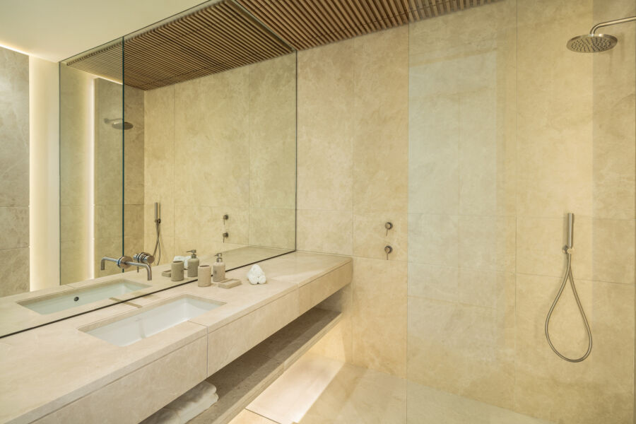 The Hills 8 - Modern Exclusive Villa with Stunning Sea Views