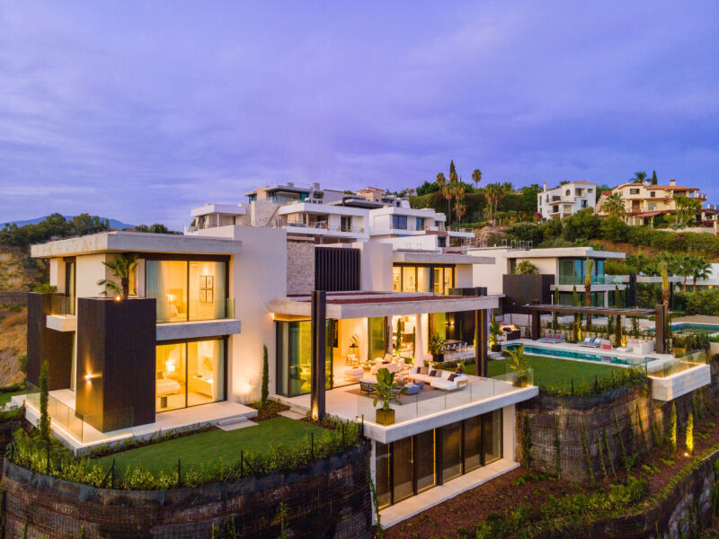 The Hills 8 - Modern Exclusive Villa with Stunning Sea Views