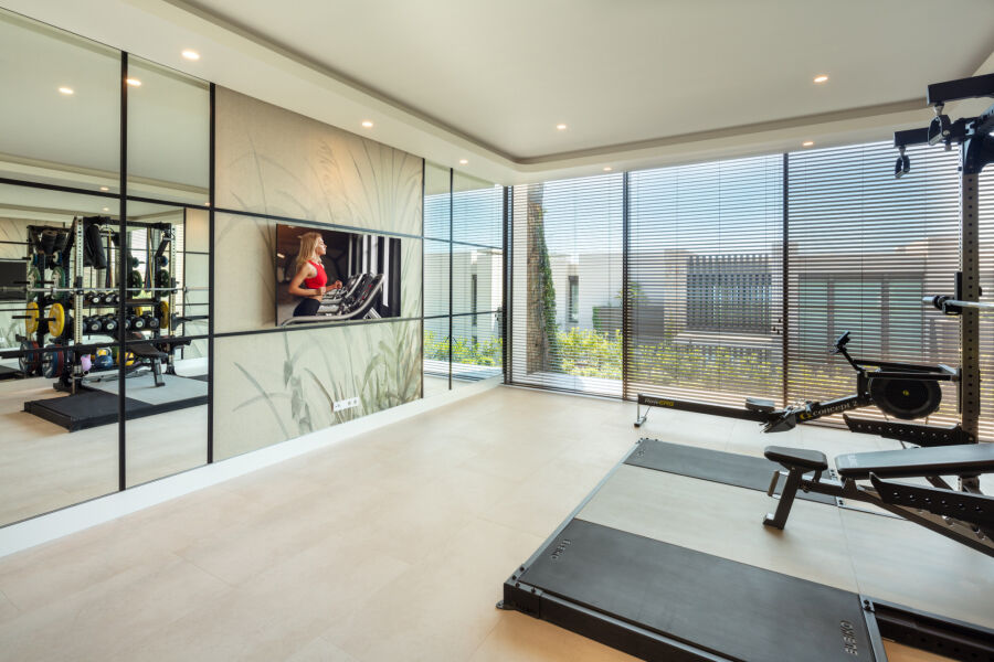 The Hills 8 - Modern Exclusive Villa with Stunning Sea Views