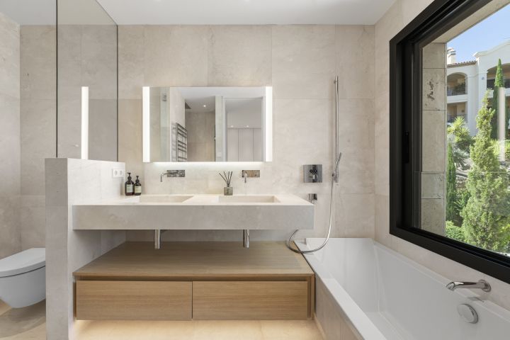 Grand View Marbella - Résidence Contemporaine à La Quinta