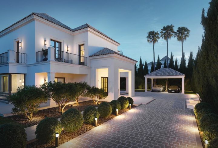 Cerquilla 70 - Plot with Project in a Prime Location