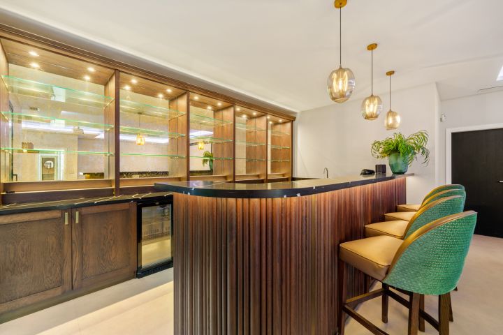 Villa Nova - Modern Residence with Amenities