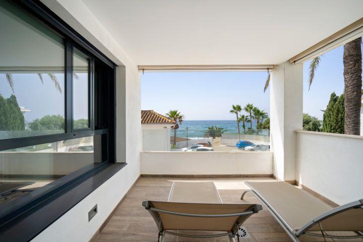 Marbesa 420 - Encantadora Villa en Segunda Línea de Playa