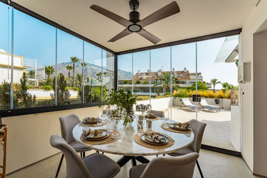 Penthouse Estelle - Penthouse Duplex Entièrement Rénové sur le Golden Mile de Marbella