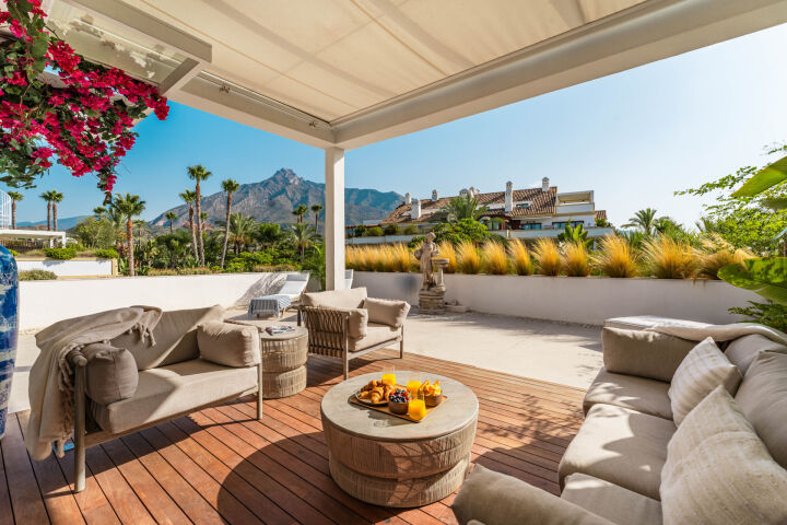 Penthouse Estelle - Penthouse Duplex Entièrement Rénové sur le Golden Mile de Marbella