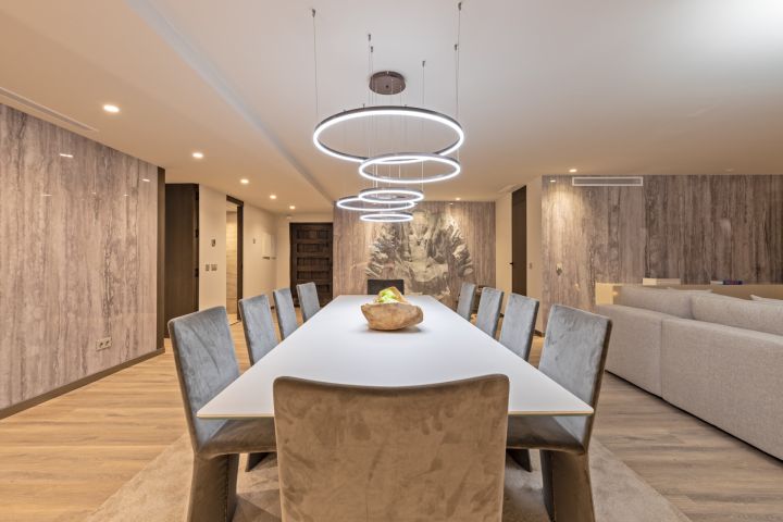 Banus Grande - Residencia Costera de Lujo