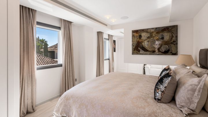 Villa Hermosa - Stunning Andalusian-Style Home in La Cerquilla