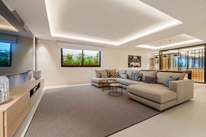 Linda Vista 289 - Modern Villa minutes from the Beach