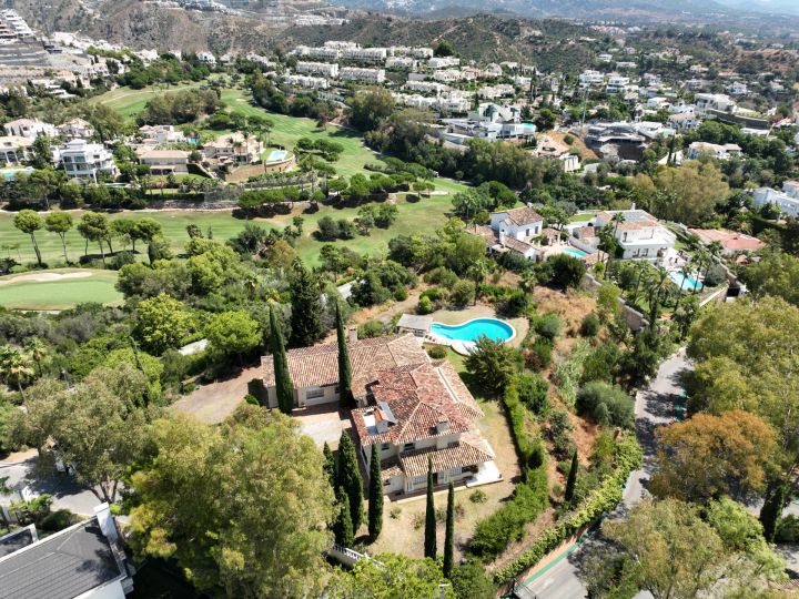 Herrojo 53 - Plot with Project of 3 Villas