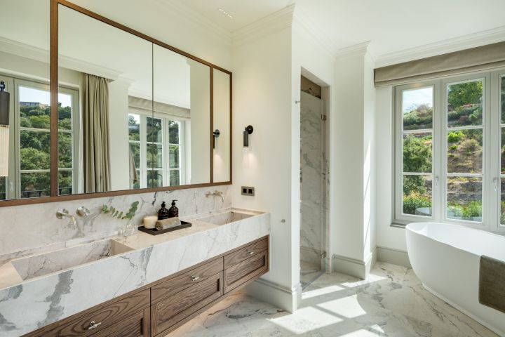 Villa Liora - Architecturally Designed Luxury Home in La Zagaleta