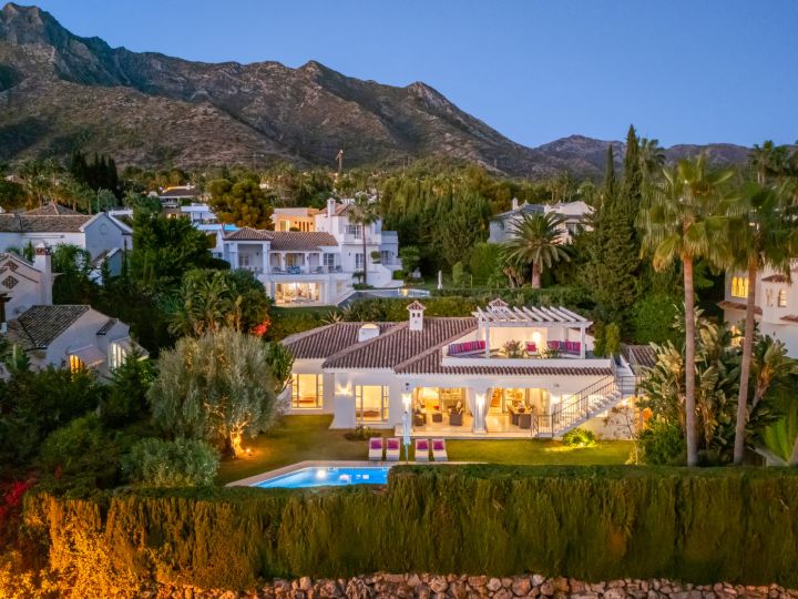 Albinoni 20 - Mediterranean Estate in Sierra Blanca