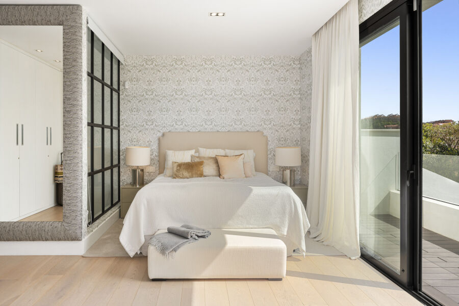 Villa Begoña - Charming Andalusian Property Frontline Golf in Los Naranjos