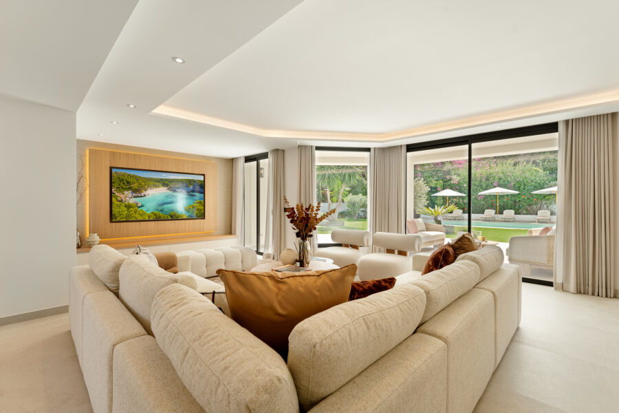 Villa Zephire - Contemporary Elegance by Marbella’s Golden Mile