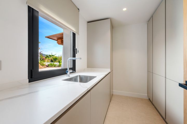 Villa La Serena - Luxurious Andalusian One-Level Property