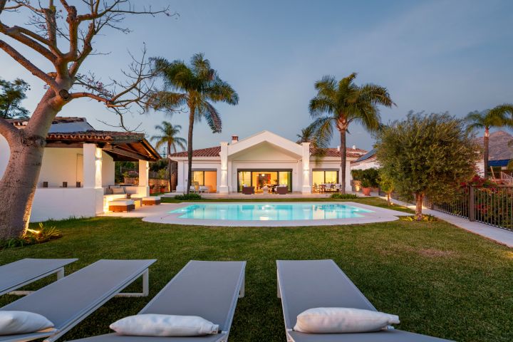 Villa La Perla - Stunning Villa in Nueva Andalucía
