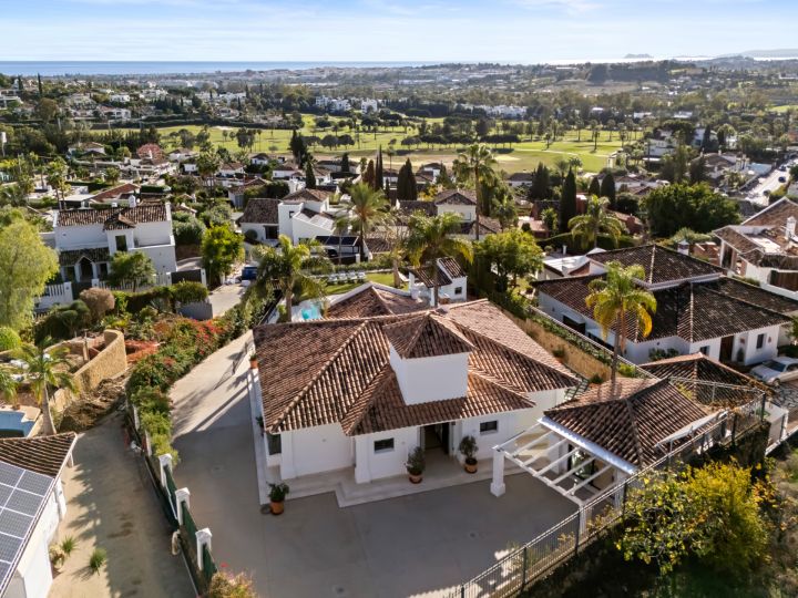 Villa La Perla - Stunning Villa in Nueva Andalucía