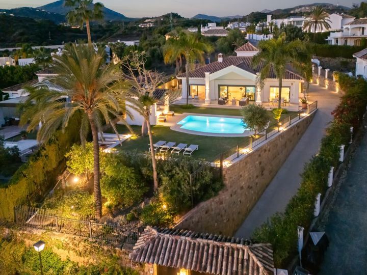 Villa La Perla - Stunning Villa in Nueva Andalucía