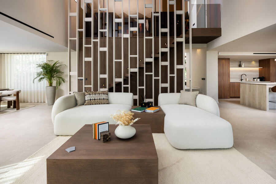 Centauro 15 - Contemporary Elegance in Nueva Andalucía