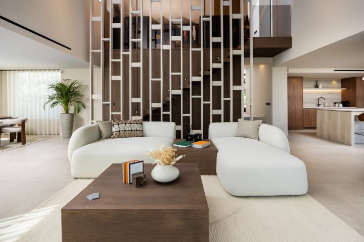 Centauro 15 - Contemporary Elegance in Nueva Andalucía