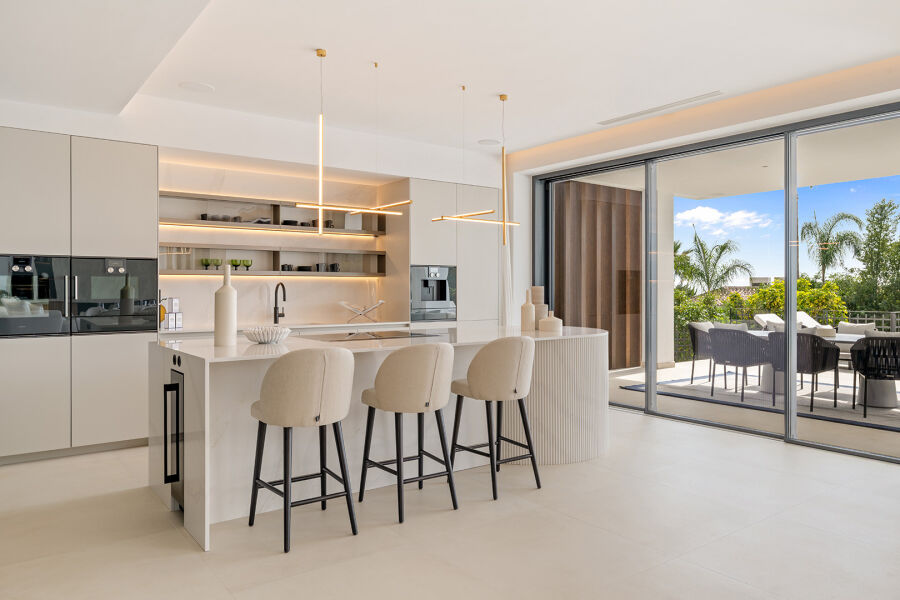 Villa George - Modern Luxury in Sierra Blanca, Marbella