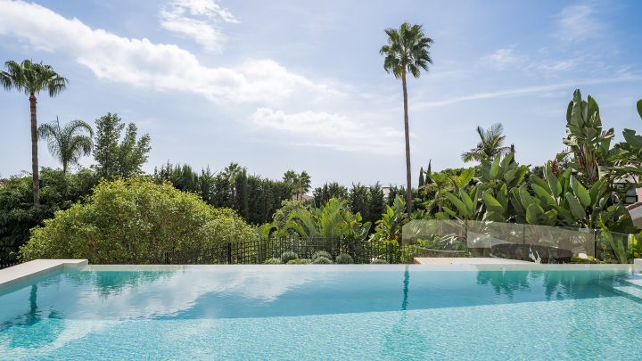 Villa George - Modern Luxury in Sierra Blanca, Marbella