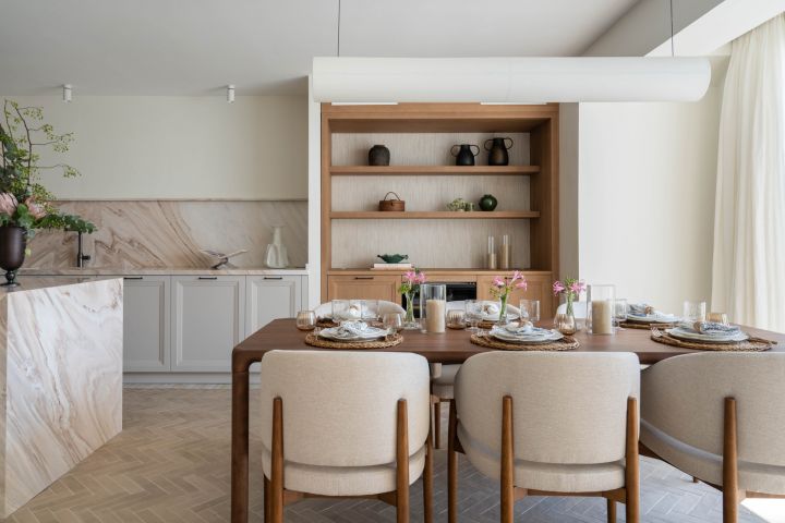 Oasis Club 10 - Elegant beachfront living on Marbella’s Golden Mile