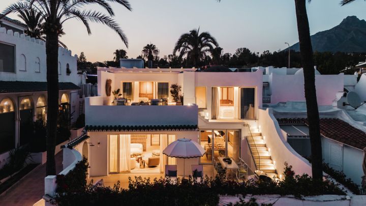Oasis Club 10 - Elegant beachfront living on Marbella’s Golden Mile