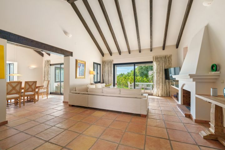 Casa K - Marvellous Mediterranean Estate in Prime Location