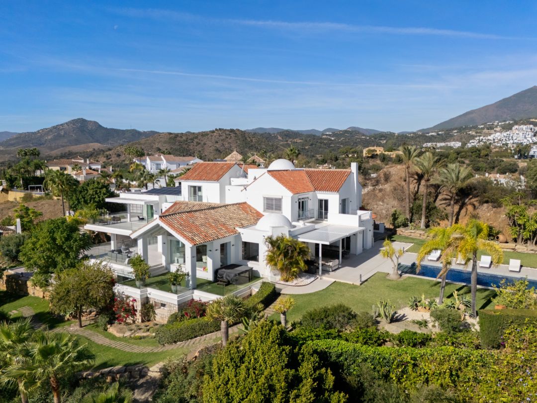 Casa K - Marvellous Mediterranean Estate in Prime Location